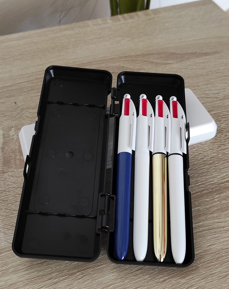 Boitier "surprise" 4 BIC (stylos 4 couleurs collectors) – Image 4